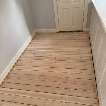 Efter plankegulv lys - Jyllands Gulvsliber