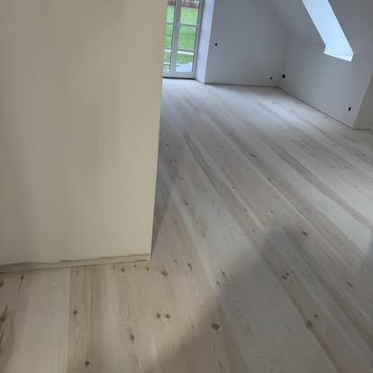 Hvidt gulv 3 - Jyllands Gulvsliber