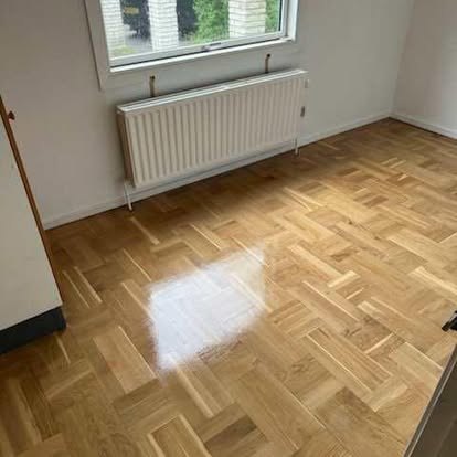 Oliebehandlet parket 2 - Jyllands Gulvsliber